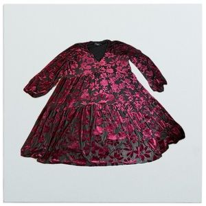 Cute Dress with Crushed Velvet